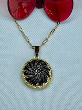 Load image into Gallery viewer, #701 Vintage Couture Necklace 28mm