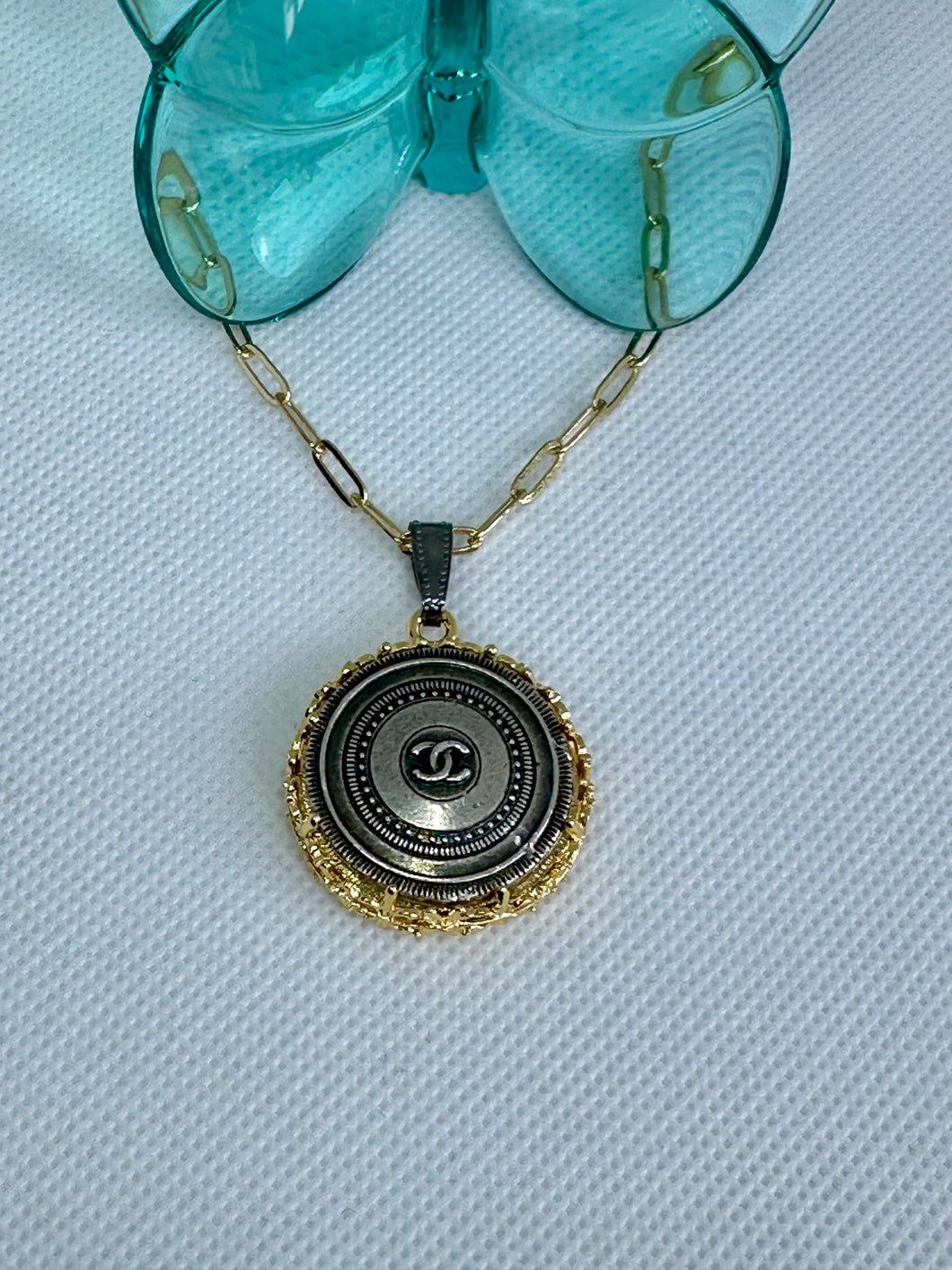 #321 Vintage Couture Necklace 28mm