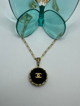 Load image into Gallery viewer, #676 Vintage Couture Necklace 22mm