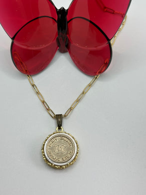 #664 Vintage Couture Necklace 23mm