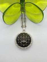 Load image into Gallery viewer, #118 Vintage Couture Necklace 28mm